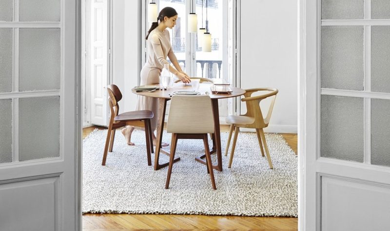 Reinterprets the classic bookshelf 2 wd blog 2